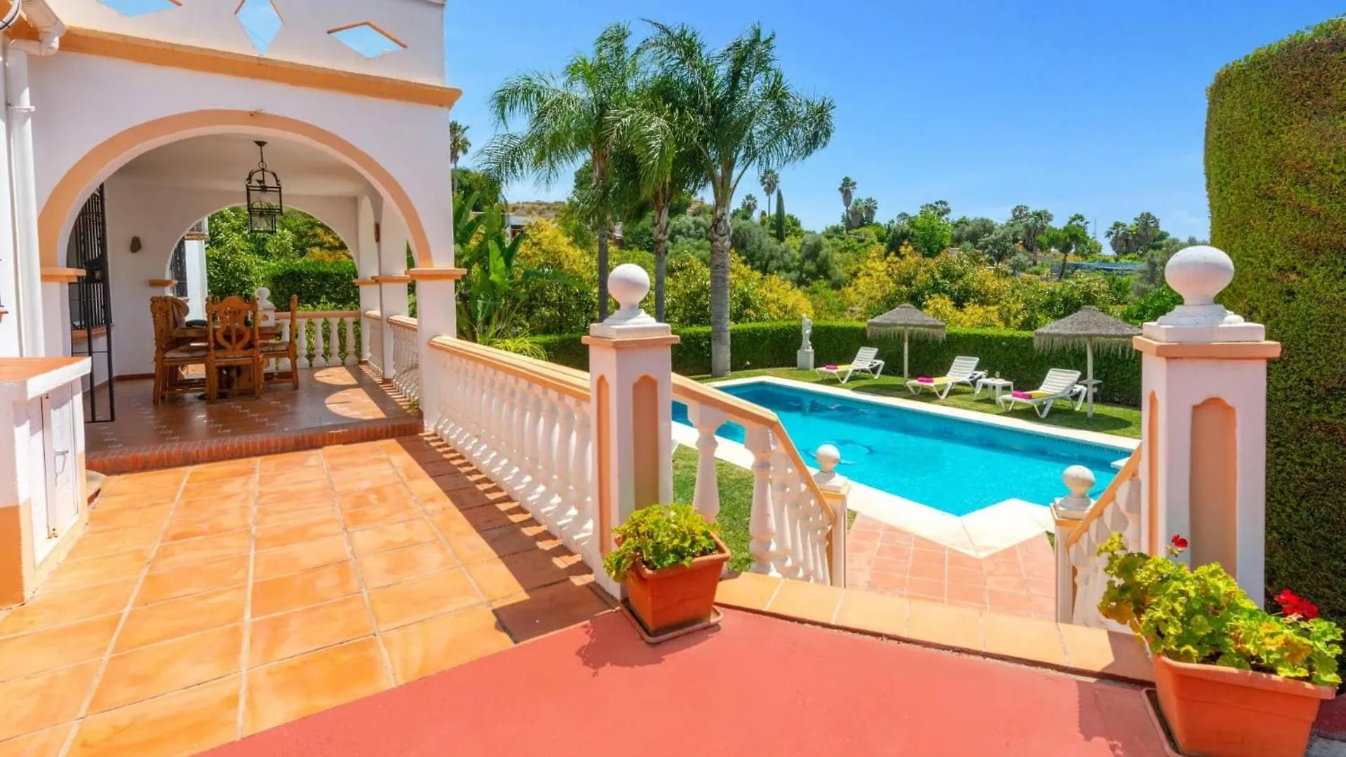 Villa Finca Rosa By Villa Plus エステポナ